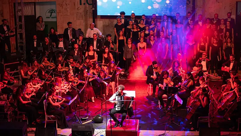 Deprem Bölgesinde Sanat Umudu: Çocuklar Sahneye Çıkıyor!