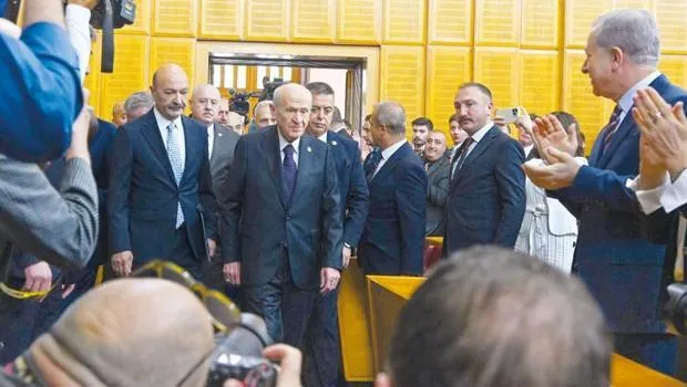 Bahçeli'den 5 Ay Sonra Kürsüde Yüzüklü Mesaj: Tanrı Türkü Korusun!