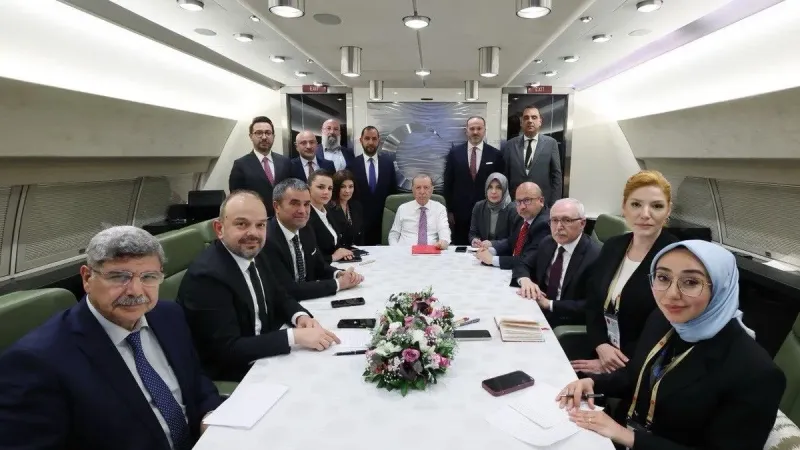 Başkan Erdoğan noktayı koydu: PKK’nın fesih süreci örgütün Suriye kolunu da kapsamaktadır | Trump, Şara ve Selman zirvesi...