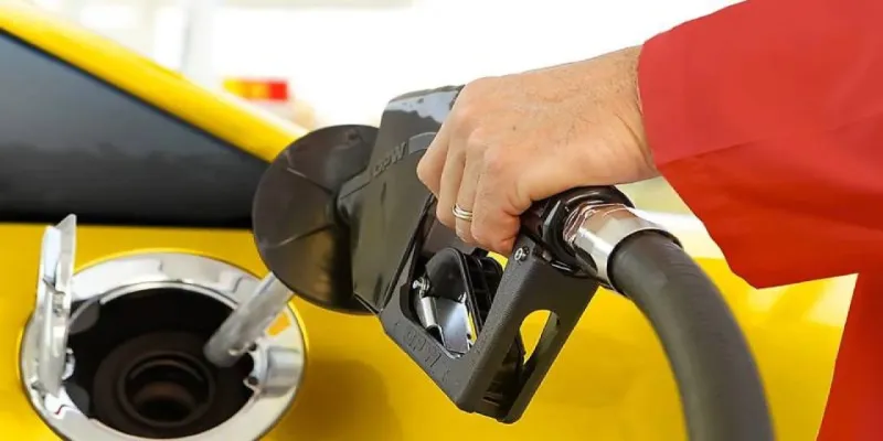 Benzine Zam mı İndirim mi? İşte 2024 Güncel Benzin Fiyatları!