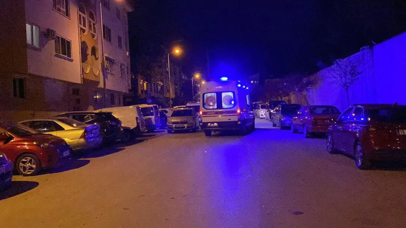 Burdur'da dehşet saatleri: Evlerinin asma tavanı üzerlerine çöktü, deprem oldu sandılar