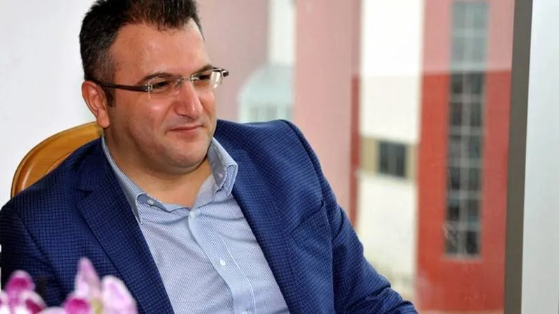 Cem Küçük: Operasyon yapılmayan bir tek İSPARK kaldı