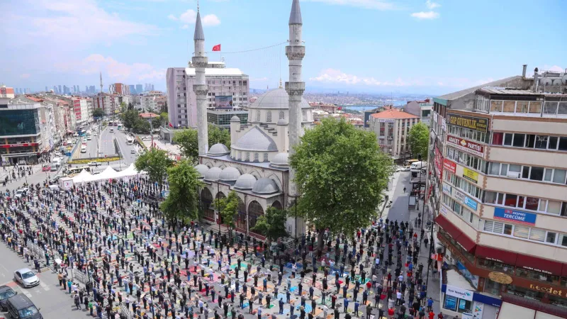 CHP'den AKP'ye geçen Gaziosmanpaşa’da, cami ve okullar Hazine'ye devredilecek