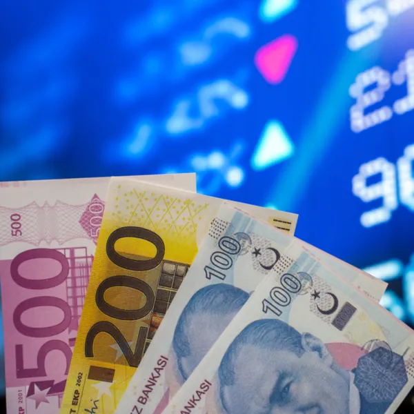 Euro/TL'de Şok Rekor! Dolar Yerle Bir Mi Oldu?