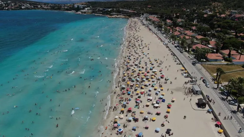 İzmir'de Deniz Suyu Kaynıyor! Rekor Sıcaklık Alarmı!