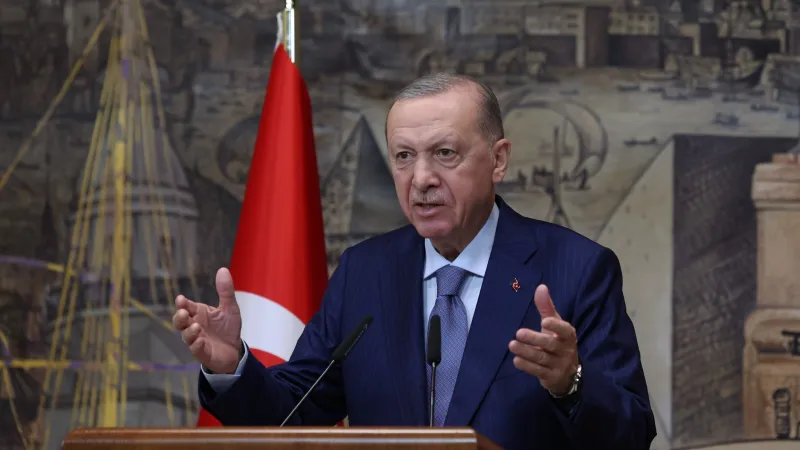 Cumhurbaşkanı Erdoğan'dan Özgür Özel'e sert yanıt: Mandacılık peşindeler