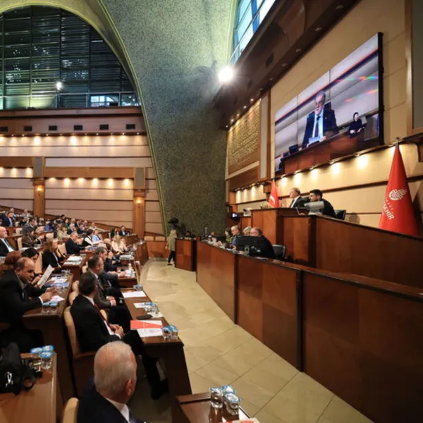 İstanbul'da Suya Zam Şoku! İBB Meclisi Karıştı!
