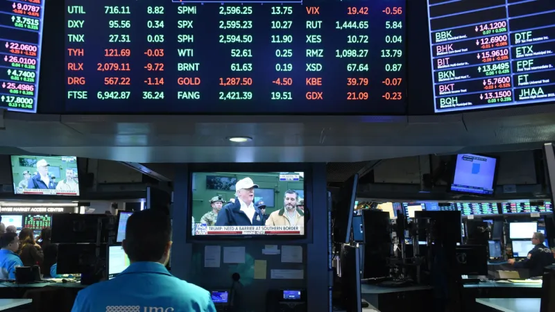 Trump'tan İngiltere Ticaret Anlaşması Müjdesi! Borsa Uçuşa Geçti