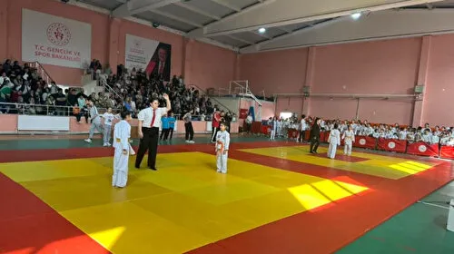 Salihli’de Çanakkale Zaferi’ne Özel Judo Turnuvası: 180 Sporcu Mücadele Etti
