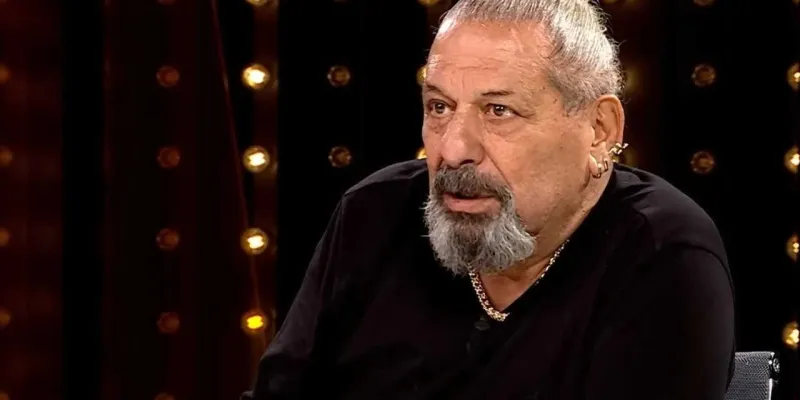 Reis'i yere göğe sığdıramadı