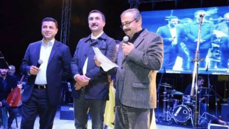 Demirtaş'tan Sürpriz Şarkı: Sırrı Süreyya Önder'e "Derviş" Sürprizi!