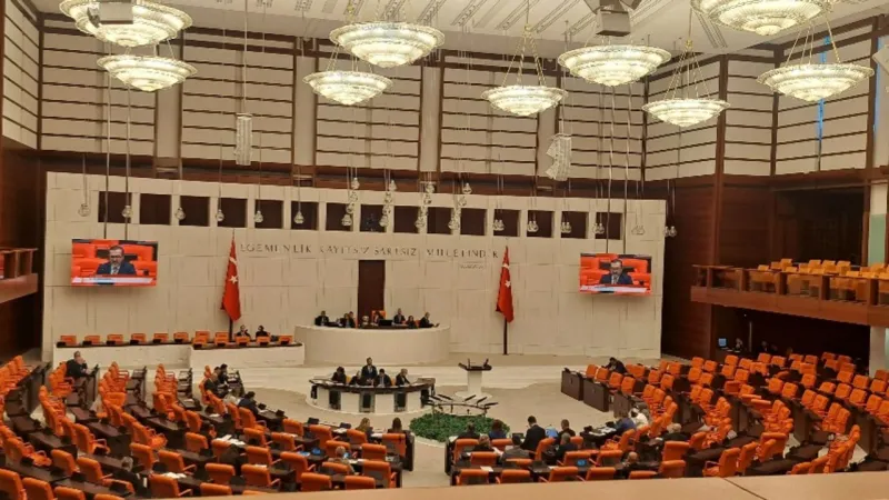 TBMM'de Salgın Alarmı! 100'den Fazla Kişi Hastanede!
