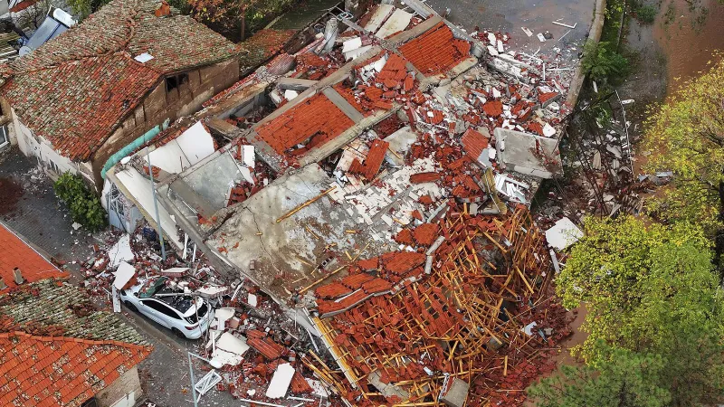 Deprem Alarmı: Uşak Bloğu Geriliyor! Manisa Risk Altında Mı?